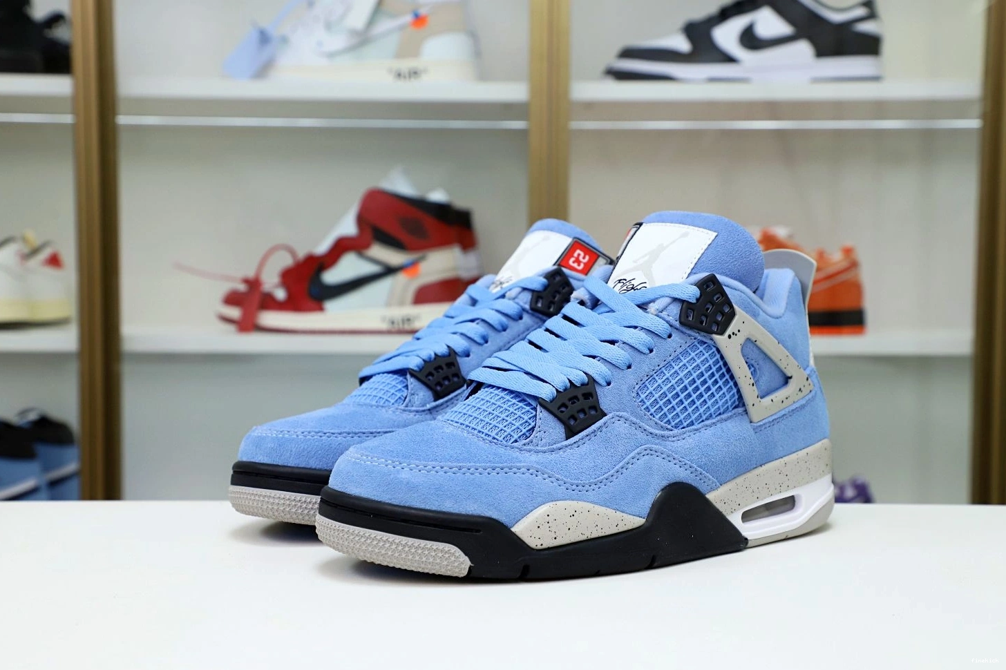 JORDAN BLUE AIR UNIVERSITY 4 0824